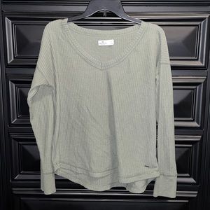 Bought From: Hollister ||| Adult Small - Long Sleeve - Dark Green